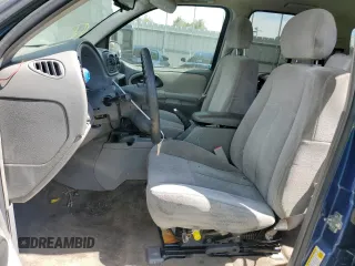 2006 Chevrolet TrailBlazer LS with VIN 1GNDS13S662213313, listed as a Copart auction lot 50398325 with 198,860 mi miles and Salvage Title. Bid and sale history available at DreamBid. Image 7.
