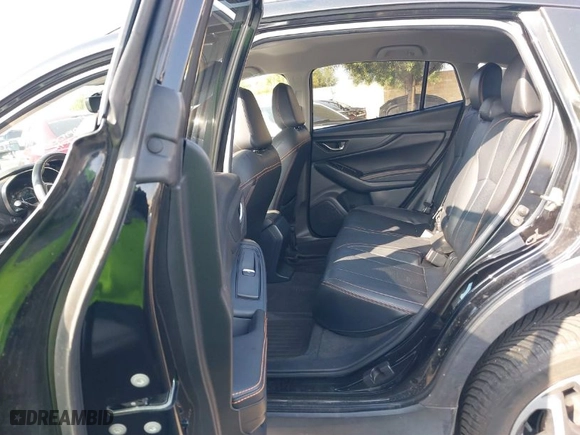 2018 Subaru Crosstrek Limited with VIN JF2GTAJC8JH332440, listed as a IAAI auction lot 41504398 with NaN miles. Bid and sale history available at carsss.com. Image 8.