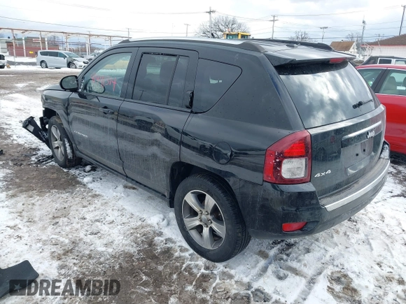 2017 Jeep Compass Latitude z VIN 1C4NJDEB9HD129184, wystawiony jako IAAI lot #41441314 z przebiegiem 45 764 mil mil oraz . Historia ofert i sprzedaży dostępna na DreamBid. Obrazek 3.