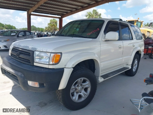 2002 Toyota 4Runner Limited with VIN JT3GN87R929000472, listed as a IAAI auction lot 42018408 with 214,550 mi miles. Bid and sale history available at carsss.com. Image 2.