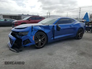 2018 Chevrolet Camaro 1LT z VIN 1G1FB1RS5J0137976, wystawiony jako Copart lot #56569685 z przebiegiem 30 228 mil mil oraz Szkoda całkowita • Salvage title. Historia ofert i sprzedaży dostępna na DreamBid. Obrazek 1.