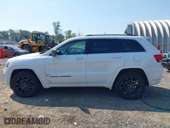 2018 Jeep Grand Cherokee Altitude with VIN 1C4RJFAG9JC162874, listed as a IAAI auction lot 42396844 with 102,321 mi miles and . Bid and sale history available at DreamBid. Image 14.