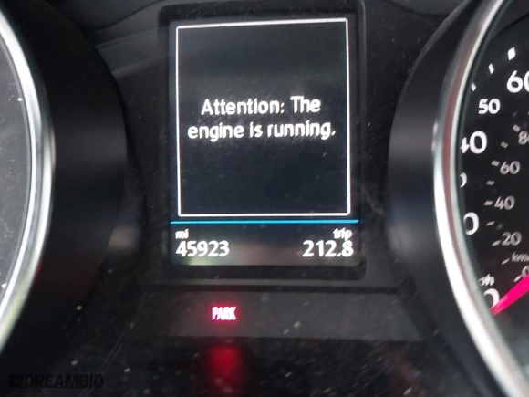 2019 Volkswagen Tiguan S with VIN 3VV1B7AX2KM011599, listed as a IAAI auction lot 41531947 with 45,923 mi miles. Bid and sale history available at carsss.com. Image 7.