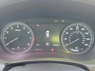 2017 Genesis G80 3.8L z VIN KMHGN4JE6HU198651, wystawiony jako IAAI lot #41970311 z przebiegiem 38 292 mil mil oraz . Historia ofert i sprzedaży dostępna na DreamBid. Obrazek 7.