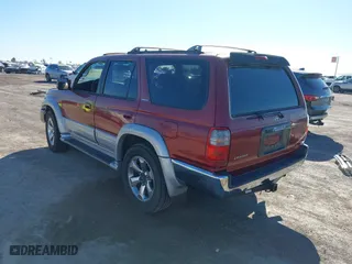 1997 Toyota 4Runner Limited with VIN JT3GN87RXV0043193, listed as a IAAI auction lot 40449985 with 210,983 mi miles. Bid and sale history available at carsss.com. Image 3.