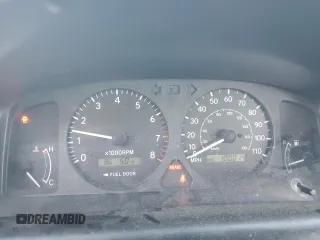 2002 Chevrolet Prizm z VIN 1Y1SK52842Z413505, wystawiony jako Copart lot #69058464 z przebiegiem 100 014 mil mil oraz Tytuł czysty. Historia ofert i sprzedaży dostępna na DreamBid. Obrazek 9.