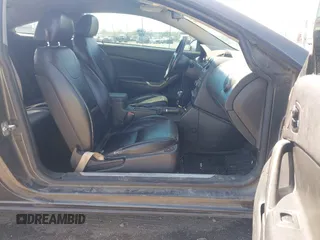 2007 Pontiac G6 GT with VIN 1G2ZH18N974104581, listed as a IAAI auction lot 41885888 with 273,534 mi miles and . Bid and sale history available at DreamBid. Image 5.