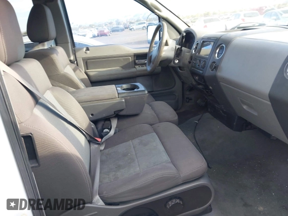 2005 Ford F-150 STX с VIN 1FTRX12W15KB74021, выставлен на аукционе IAAI как лот 41549011 с пробегом 173 750 миль миль и . История ставок и продаж доступна на DreamBid. Изображение 5.