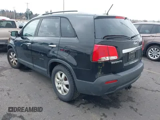 2012 Kia Sorento LX with VIN 5XYKT3A62CG281690, listed as a IAAI auction lot 41766386 with 108,464 mi miles. Bid and sale history available at carsss.com. Image 3.