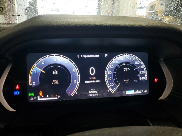2024 Jeep Grand Cherokee Laredo X with VIN 1C4RJGAG2RC185995, listed as a Copart auction lot 56421785 with 19,068 mi miles and Salvage title. Bid and sale history available at DreamBid. Image 9.