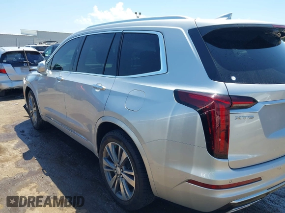 2020 Cadillac XT6 FWD Premium Luxury with VIN 1GYKPCRS1LZ188645, listed as a IAAI auction lot 40128169 with 39,957 mi miles. Bid and sale history available at carsss.com. Image 14.