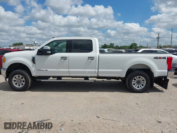 2017 Ford F-250 Lariat with VIN 1FT7W2BT2HED10715, listed as a IAAI auction lot 42820538 with 231,009 mi miles and . Bid and sale history available at DreamBid. Image 14.