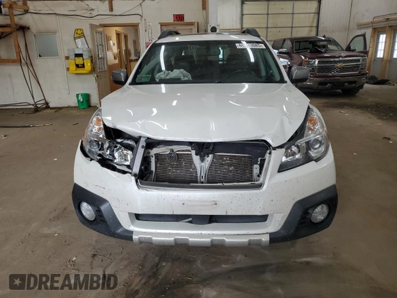 2014 Subaru Outback Limited z VIN 4S4BRCPC4E3253761, wystawiony jako Copart lot #60633085 z przebiegiem 131 159 mil mil oraz Szkoda całkowita • Salvage title. Historia ofert i sprzedaży dostępna na DreamBid. Obrazek 5.