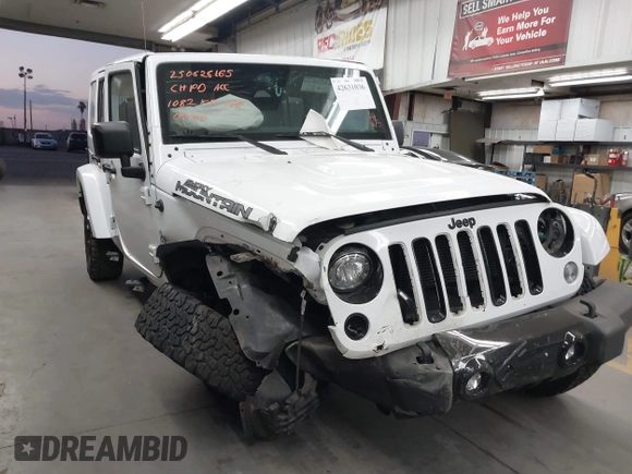 2017 Jeep Wrangler Unlimited Sahara with VIN 1C4BJWEG2HL700840, listed as a IAAI auction lot 42631036 with 60,610 mi miles and . Bid and sale history available at DreamBid. Image 6.