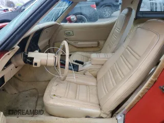 1978 Chevrolet Corvette z VIN 1Z8748S430085, wystawiony jako Copart lot #80958584 z przebiegiem 1 768 mil mil oraz Szkoda całkowita • Salvage title. Historia ofert i sprzedaży dostępna na DreamBid. Obrazek 7.
