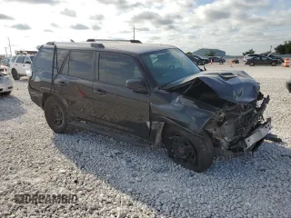 2015 Toyota 4Runner Limited with VIN JTEBU5JRXF5219160, listed as a Copart auction lot 52929535 with 225,638 mi miles and Salvage Title. Bid and sale history available at DreamBid. Image 4.