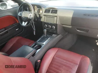2013 Dodge Challenger SXT z VIN 2C3CDYAG0DH595482, wystawiony jako Copart lot #52610005 z przebiegiem 97 470 mil mil oraz Szkoda całkowita • Salvage title. Historia ofert i sprzedaży dostępna na DreamBid. Obrazek 8.