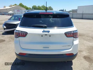 2018 Jeep Compass Limited z VIN 3C4NJCCB7JT410882, wystawiony jako IAAI lot #42536532 z przebiegiem 70 404 mil mil oraz . Historia ofert i sprzedaży dostępna na DreamBid. Obrazek 16.