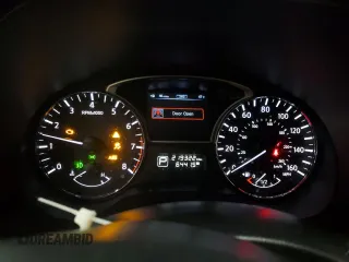 2013 Nissan Pathfinder Platinum with VIN 5N1AR2MM3DC660150, listed as a Copart auction lot 48114125 with 219,322 mi miles and Salvage Title. Bid and sale history available at carsss.com. Image 9.