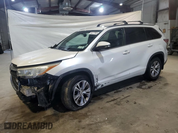2015 Toyota Highlander XLE z VIN 5TDJKRFH9FS217763, wystawiony jako Copart lot #54377945 z przebiegiem 171 884 mil mil oraz Szkoda całkowita • Salvage title. Historia ofert i sprzedaży dostępna na DreamBid. Obrazek 1.