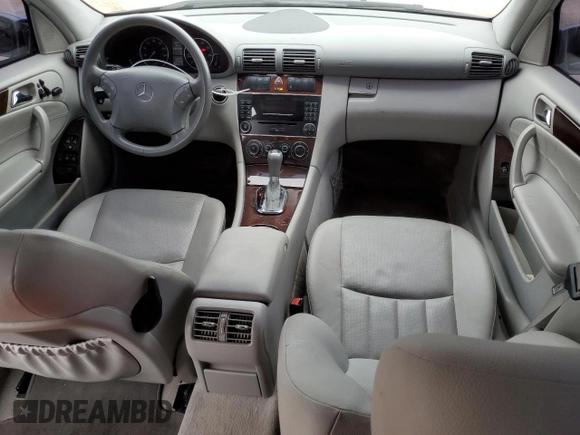 2006 Mercedes-Benz C 280 Luxury with VIN WDBRF54H96A839892, listed as a Copart auction lot 47498505 with 130,104 mi miles and Salvage Title. Bid and sale history available at DreamBid. Image 8.