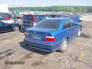 1998 BMW 3 Series z VIN WBSCD9324WEE08785, wystawiony jako IAAI lot #42065988 z przebiegiem 202 400 mil mil oraz . Historia ofert i sprzedaży dostępna na DreamBid. Obrazek 4.