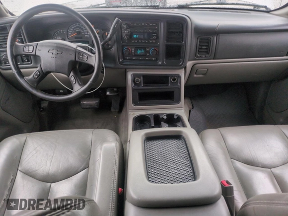 2004 Chevrolet Suburban Z71 z VIN 3GNFK16Z44G305168, wystawiony jako Copart lot #53900955 z przebiegiem 186 770 mil mil oraz Szkoda całkowita • Salvage title. Historia ofert i sprzedaży dostępna na DreamBid. Obrazek 8.
