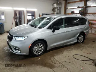 2024 Chrysler Pacifica Touring L with VIN 2C4RC1BG3RR173092, listed as a Copart auction lot 65416585 with 47,298 mi miles and Clean title. Bid and sale history available at DreamBid. Image 1.