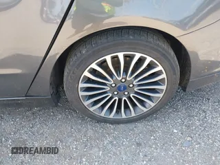 2018 Ford Fusion Titanium с VIN 3FA6P0SU2JR164525, выставлен на аукционе IAAI как лот 42585653 с пробегом 85 712 миль миль и . История ставок и продаж доступна на DreamBid. Изображение 12.