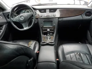 2009 Mercedes-Benz CLS-Class 5.5L with VIN WDDDJ72X69A143811, listed as a Copart auction lot 52187815 with 0 mi miles and Clean Title. Bid and sale history available at carsss.com. Image 8.