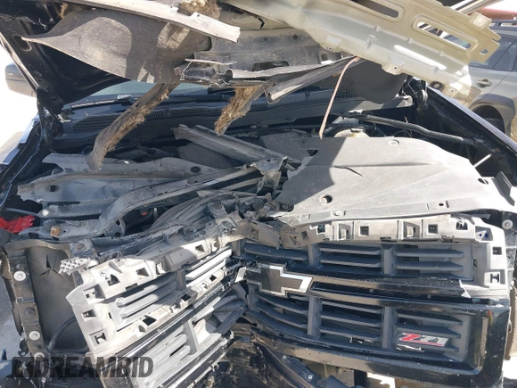 2014 Chevrolet Silverado 1500 LT with VIN 3GCUKREH8EG210945, listed as a IAAI auction lot 41718435 with 106,320 mi miles and . Bid and sale history available at DreamBid. Image 10.
