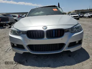2018 BMW 3 Series 330i with VIN WBA8B9C55JAE21989, listed as a Copart auction lot 59636285 with Not provided miles and Salvage title. Bid and sale history available at DreamBid. Image 5.