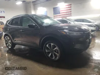 2024 Ford Escape Platinum with VIN 1FMCU9JA4RUA16930, listed as a Copart auction lot 86902194 with 8,810 mi miles and Salvage Title. Bid and sale history available at DreamBid. Image 4.