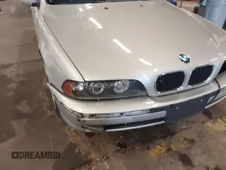 2000 BMW 5 Series 528iA with VIN WBADM6343YGU29947, listed as a IAAI auction lot 40979995 with 191,475 mi miles. Bid and sale history available at carsss.com. Image 16.