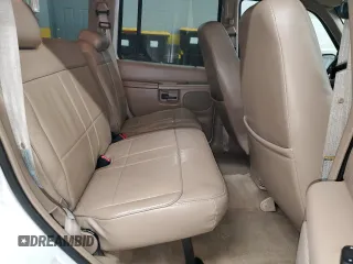 1998 Ford Explorer XLT with VIN 1FMZU32P2WZC01373, listed as a Copart auction lot 88286335 with 213,872 mi miles and Salvage title. Bid and sale history available at DreamBid. Image 12.