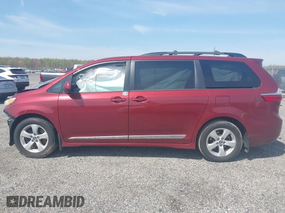 2018 Toyota Sienna LE Auto Access Seat with VIN 5TDKZ3DC2JS927200, listed as a IAAI auction lot 42062365 with 93,358 mi miles and . Bid and sale history available at DreamBid. Image 15.