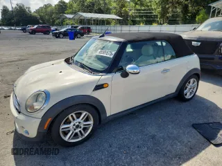 2011 MINI Convertible with VIN WMWZN3C59BTZ78433, listed as a Copart auction lot 65509575 with 102,800 mi miles and Clean title. Bid and sale history available at DreamBid. Image 1.