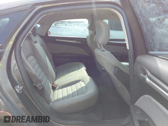 2016 Ford Fusion S with VIN 3FA6P0G7XGR351474, listed as a IAAI auction lot 41947455 with 135,697 mi miles. Bid and sale history available at carsss.com. Image 8.
