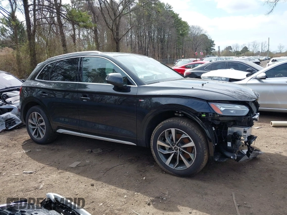 2025 Audi Q5 S line Premium Plus with VIN WA1EAAFY2S2035114, listed as a IAAI auction lot 42001102 with 778 mi miles and . Bid and sale history available at DreamBid. Image 14.