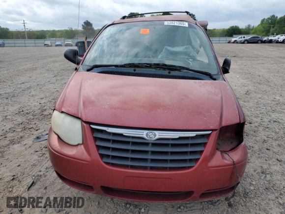 2001 Chrysler Voyager LX with VIN 1C4GJ45331B153080, listed as a Copart auction lot 53821365 with Not Provided miles and Clean Title. Bid and sale history available at DreamBid. Image 5.