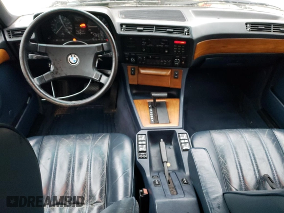 1985 BMW 7 Series 735i с VIN WBAFH8402F0970689, выставлен на аукционе Copart как лот 74534844 с пробегом 192 703 миль миль и Списание • Salvage title. История ставок и продаж доступна на DreamBid. Изображение 8.