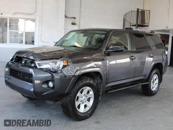 2019 Toyota 4Runner SR5 z VIN JTEBU5JR4K5733967, wystawiony jako Copart lot #59749215 z przebiegiem 42 467 mil mil oraz Szkoda całkowita • Salvage title. Historia ofert i sprzedaży dostępna na DreamBid. Obrazek 2.