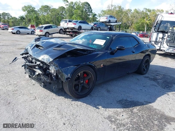 2019 Dodge Challenger R/T Scat Pack with VIN 2C3CDZFJ0KH741192, listed as a IAAI auction lot 41623413 with 41,725 mi miles. Bid and sale history available at carsss.com. Image 2.