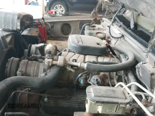 2000 Chevrolet Silverado 2500 с VIN 1GCGK29J9YF426522, выставлен на аукционе IAAI как лот 42919767 с пробегом 165 225 миль миль и . История ставок и продаж доступна на DreamBid. Изображение 12.