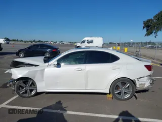 2011 Lexus IS 250 z VIN JTHBF5C26B5136946, wystawiony jako IAAI lot #42283529 z przebiegiem 176 257 mil mil oraz . Historia ofert i sprzedaży dostępna na DreamBid. Obrazek 14.
