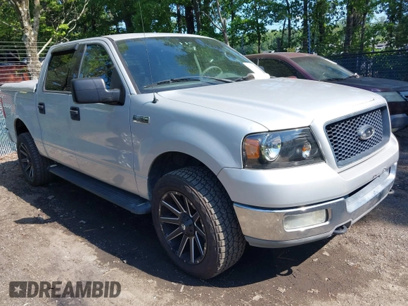 2004 Ford F-150 XLT with VIN 1FTPW14524KA99570, listed as a IAAI auction lot 42546373 with 203,602 mi miles and . Bid and sale history available at DreamBid. Image 1.