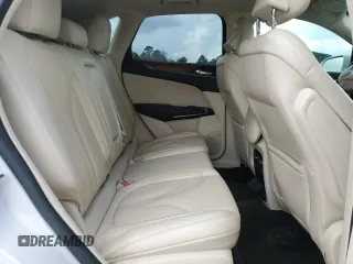 2016 Lincoln MKC Reserve with VIN 5LMCJ3D98GUJ04364, listed as a Copart auction lot 49130795 with 92,822 mi miles and Salvage title. Bid and sale history available at DreamBid. Image 11.