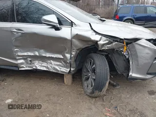 2019 Lexus RX with VIN 2T2BZMCA0KC184967, listed as a IAAI auction lot 41614592 with 35,860 mi miles. Bid and sale history available at carsss.com. Image 6.
