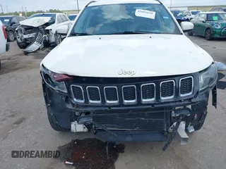 2018 Jeep Compass Altitude with VIN 3C4NJCBB7JT368604, listed as a IAAI auction lot 42092656 with 25,653 mi miles and . Bid and sale history available at DreamBid. Image 13.