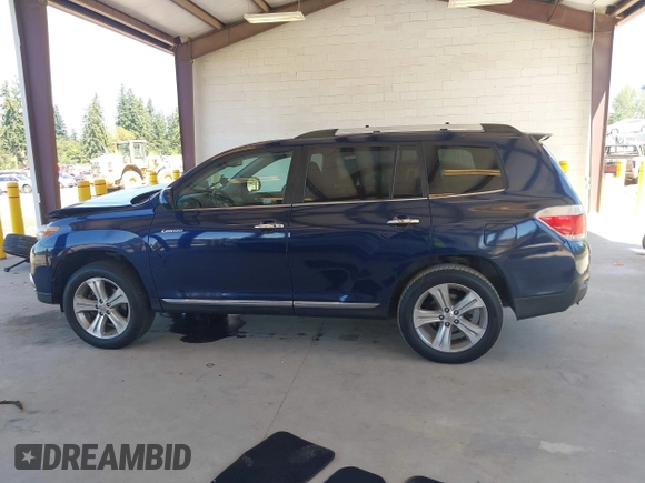 2012 Toyota Highlander Limited with VIN 5TDDK3EH1CS101402, listed as a IAAI auction lot 42714769 with 164,114 mi miles and . Bid and sale history available at DreamBid. Image 14.